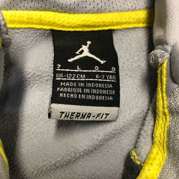 Nike Air Jordan Elephant Print Volt/Grey Hoodie - Picture 8 of 8